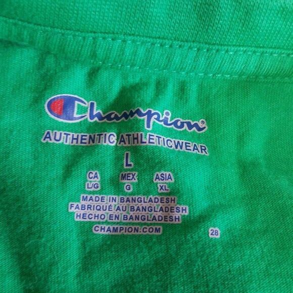 Notre Dame Fighting Irish T Shirt Boys Large Football NCAA - Picture 6 of 8